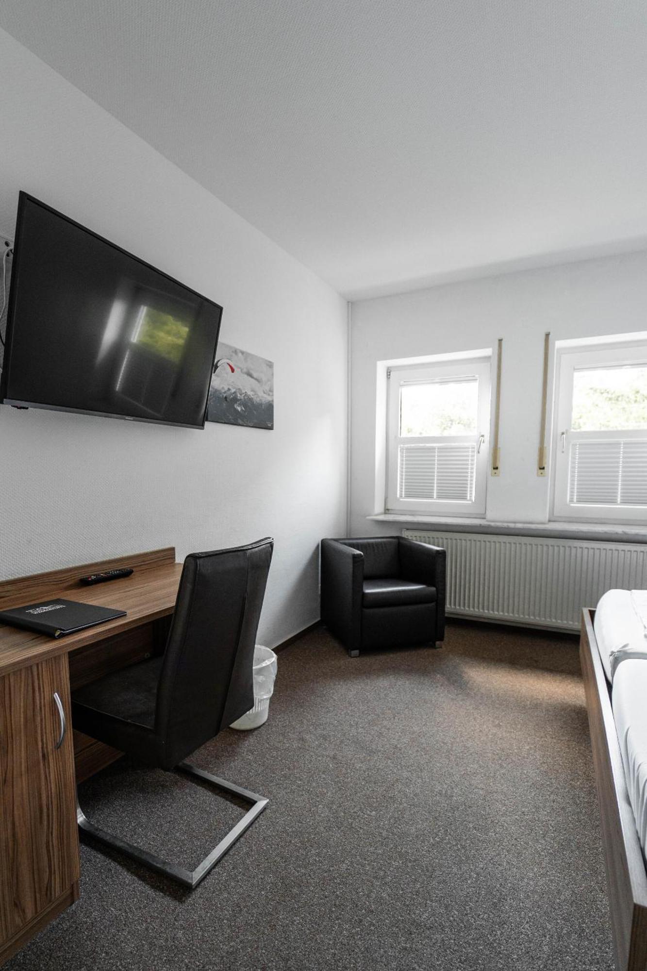 Berghotel Deutscher Flieger Wasserkuppe Gersfeld Ruang foto
